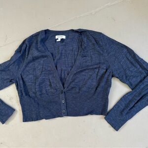 Nine West navy blue cropped sweater size medium.